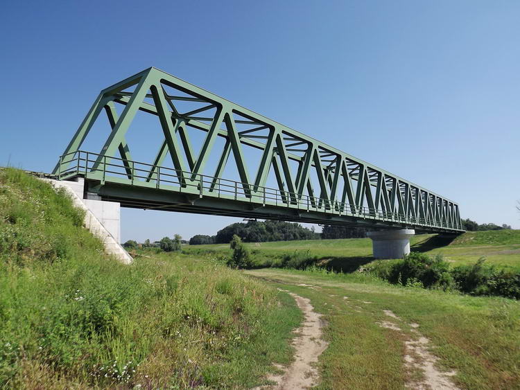 Berettyóújfalu - A vasúti híd a Berettyó felett