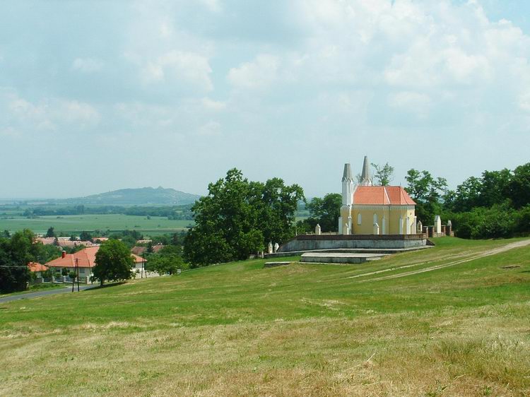 The Calvary Chapel of Sitke and the Ság Mountain