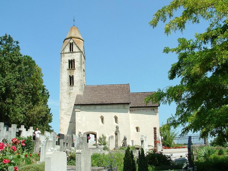The Romanesque church of the former Egregy village