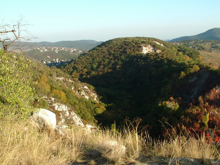 Panorama from the edge of the Remete Gorge