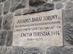 Az Encián turisták emléktáblája a Julianus kilátó falán