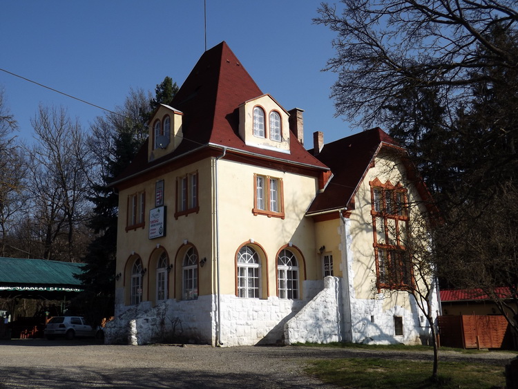 A Kisinóci turistaház főépülete