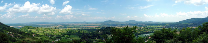Panoramic view from the Kő orra Hill to the Basin of Tapolca and the extinct volcanoes